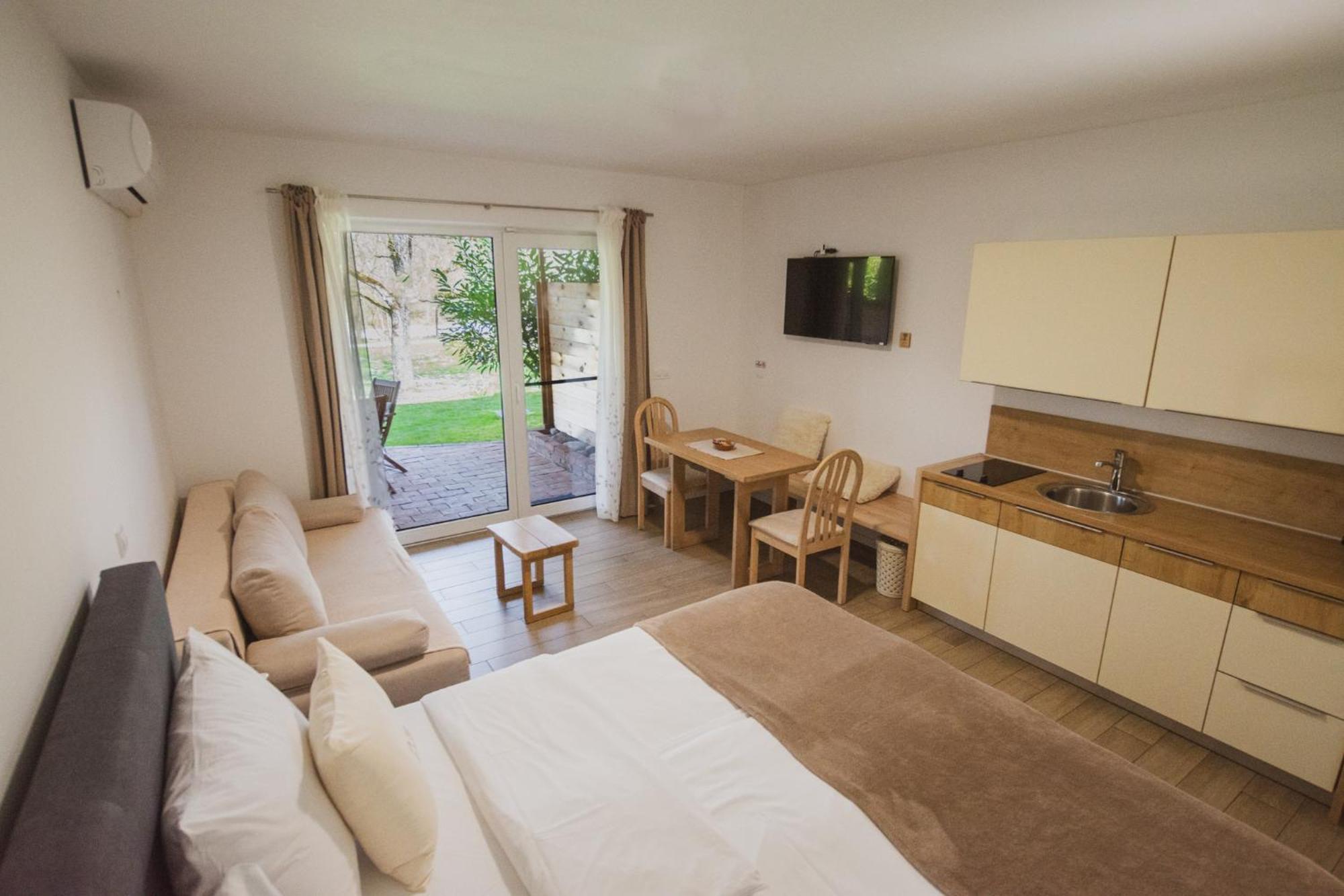 Pr'fik Apartment