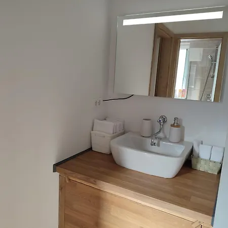 Pr'Fik Apartments Kranj Room photo