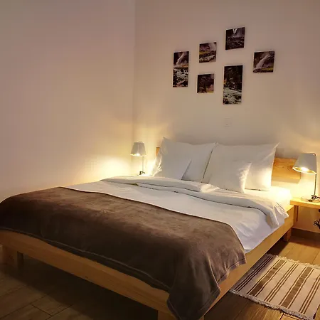 Pr'Fik Apartments Kranj Room photo