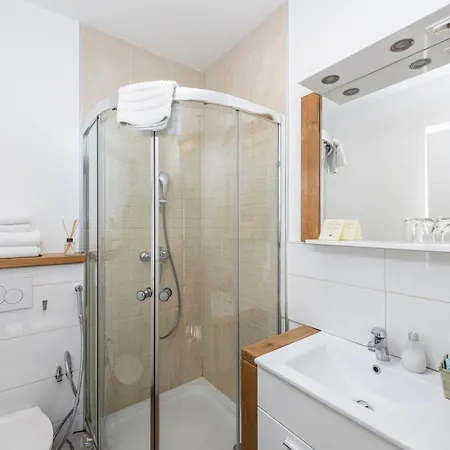 Pr'Fik Apartments Kranj Room photo