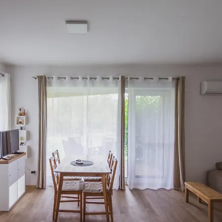 Pr'Fik Apartments Kranj Room photo