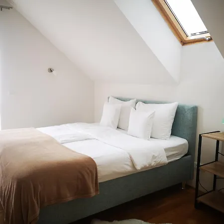 Pr'Fik Apartments Kranj Room photo